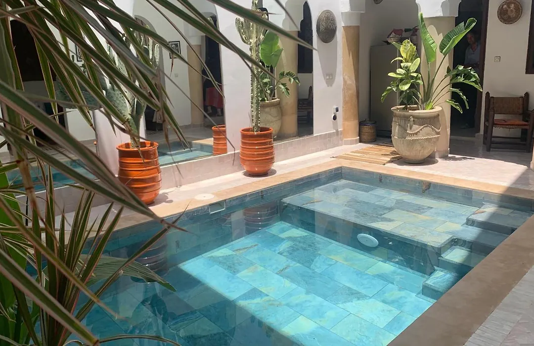 Riad Al Warda-1